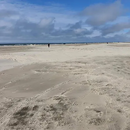 6 Person In Lokken-by Traum *